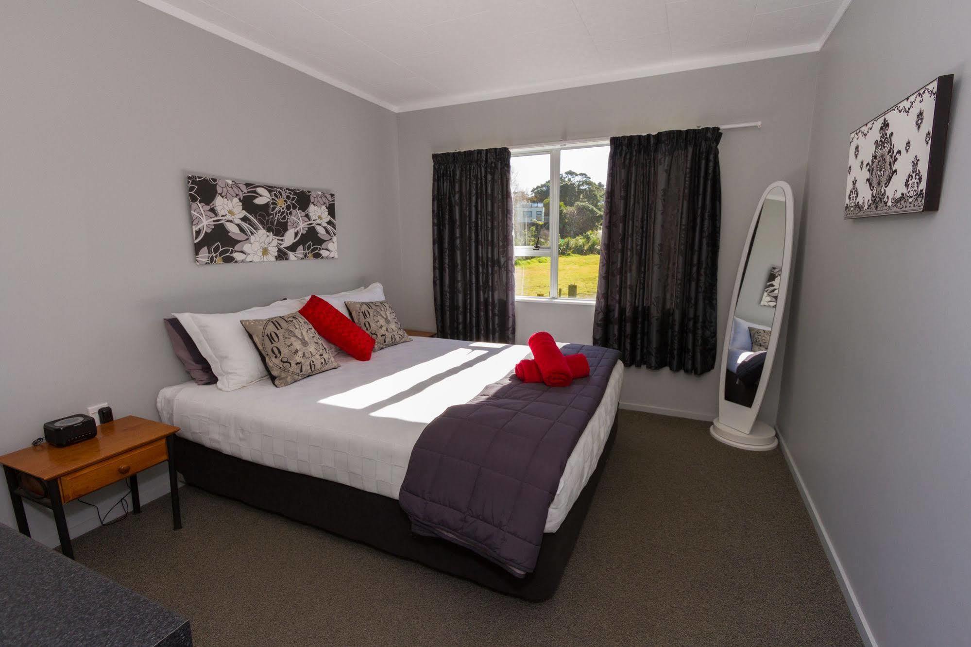 Mangawhai Heads Holiday Park Екстериор снимка
